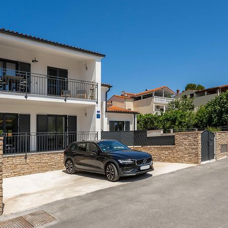 Luxury Apartments Villa San Avia Banjole Exterior photo