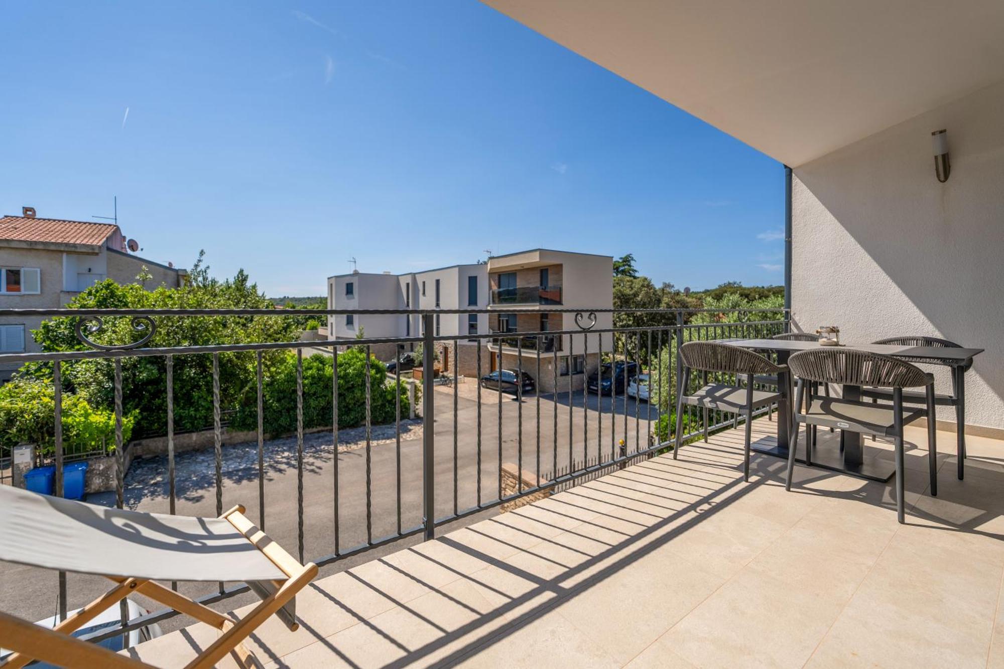 Luxury Apartments Villa San Avia Banjole Exterior photo