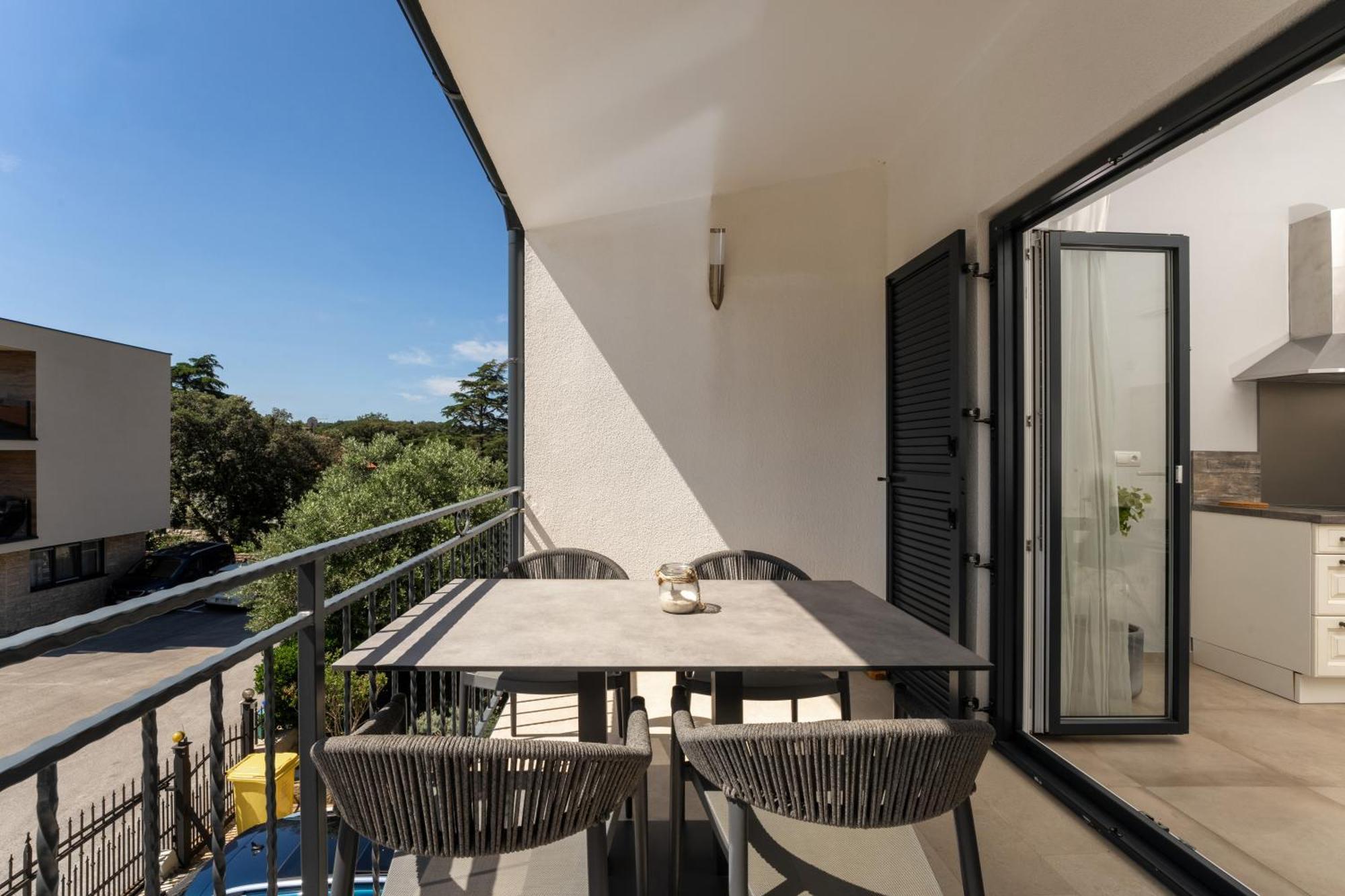 Luxury Apartments Villa San Avia Banjole Exterior photo